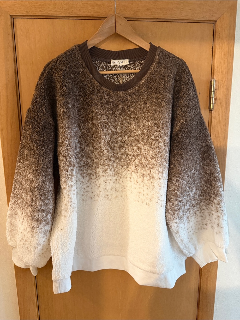 New In Women’s Ombre Sherpa Fuzzy Sweatshirt New Brown White Plus Size 2X